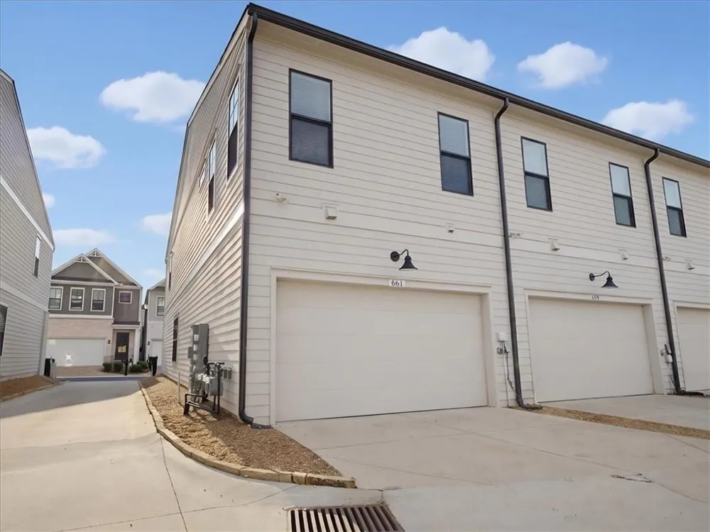 661 Stickley Oak Way Woodstock, GA 30189
