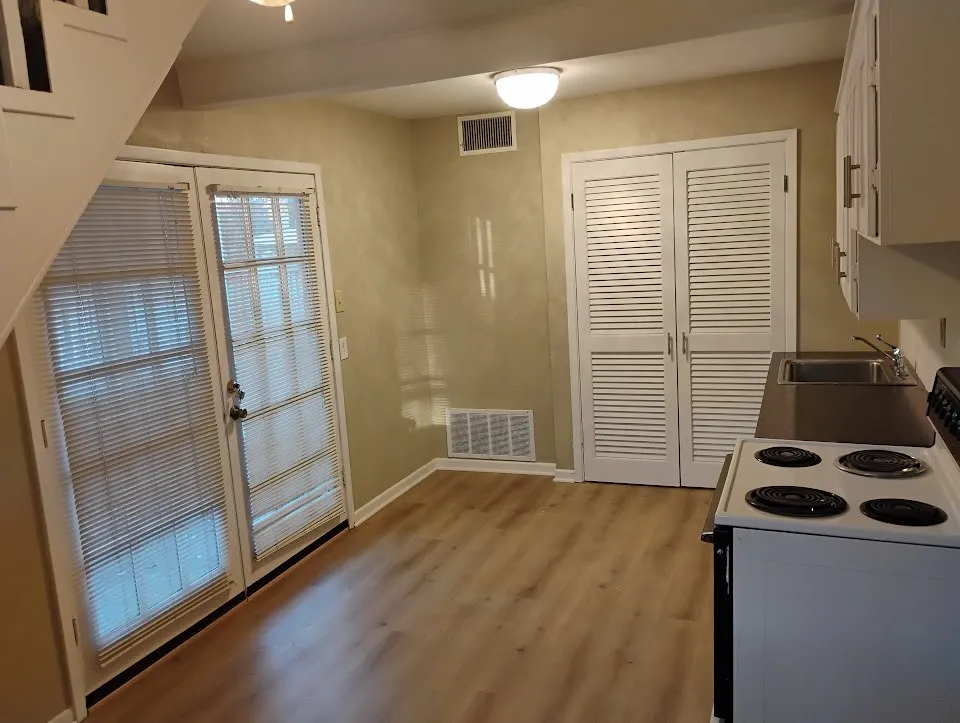 504 Newsom Street Mineola, TX 75773