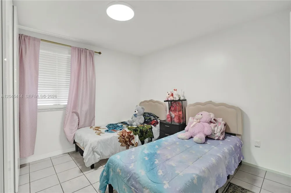 1101 122nd Ave #205 Miami, FL 33184