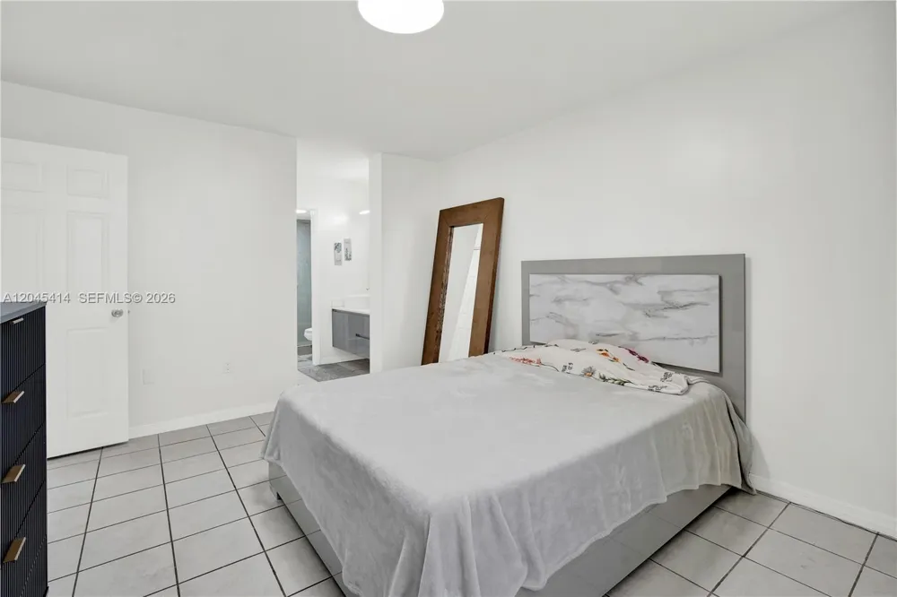 1101 122nd Ave #205 Miami, FL 33184