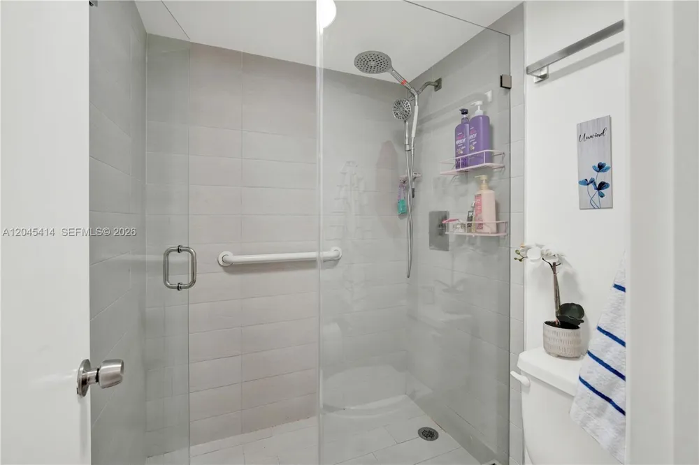 1101 122nd Ave #205 Miami, FL 33184