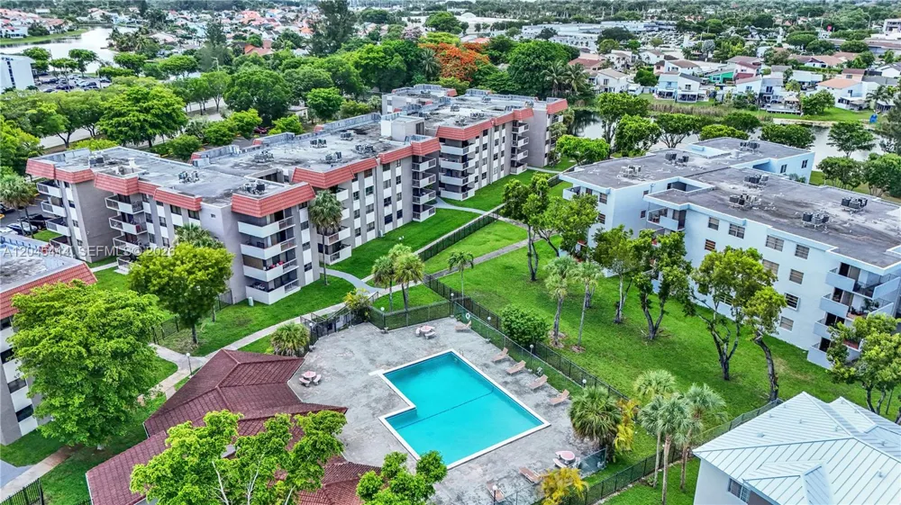 1101 122nd Ave #205 Miami, FL 33184