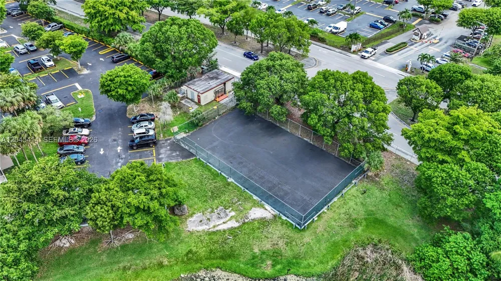1101 122nd Ave #205 Miami, FL 33184