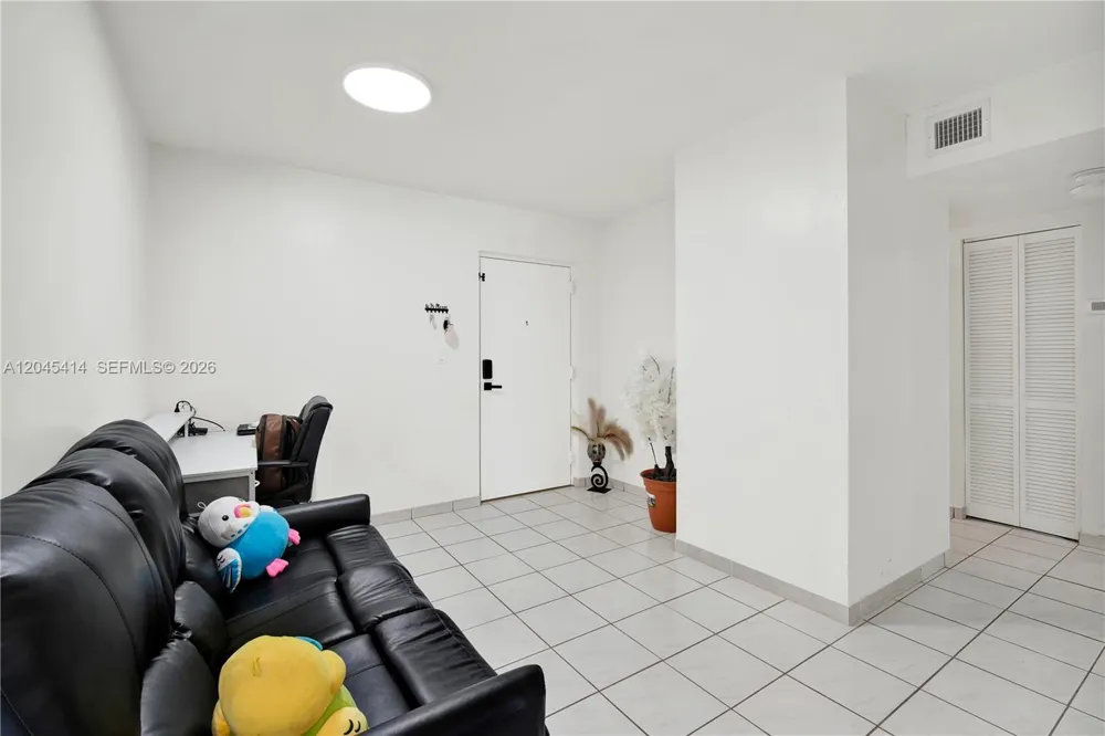 1101 122nd Ave #205 Miami, FL 33184