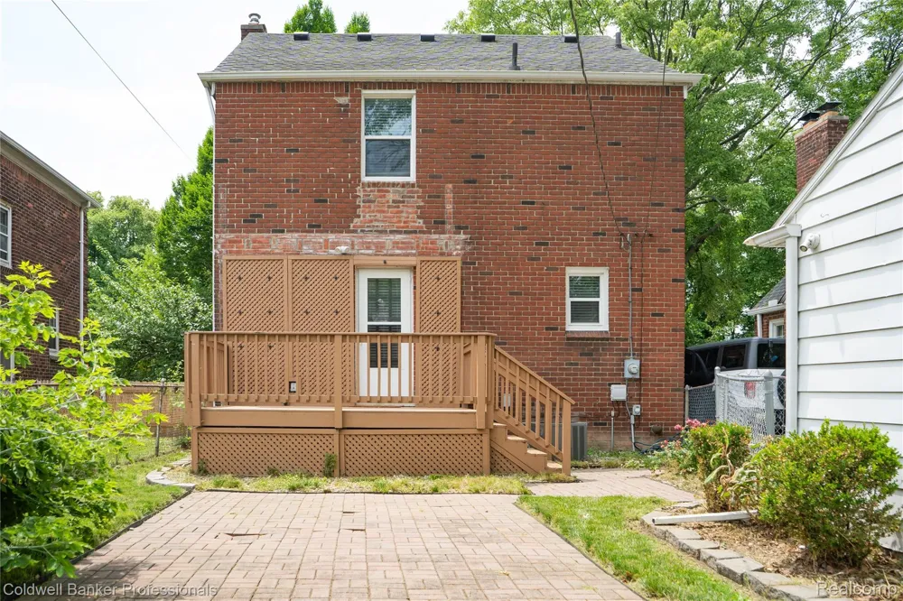 1168 Vernier Road Grosse Pointe Woods City, MI 48236
