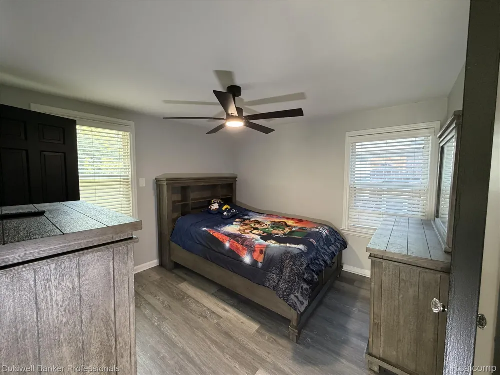 1168 Vernier Road Grosse Pointe Woods City, MI 48236