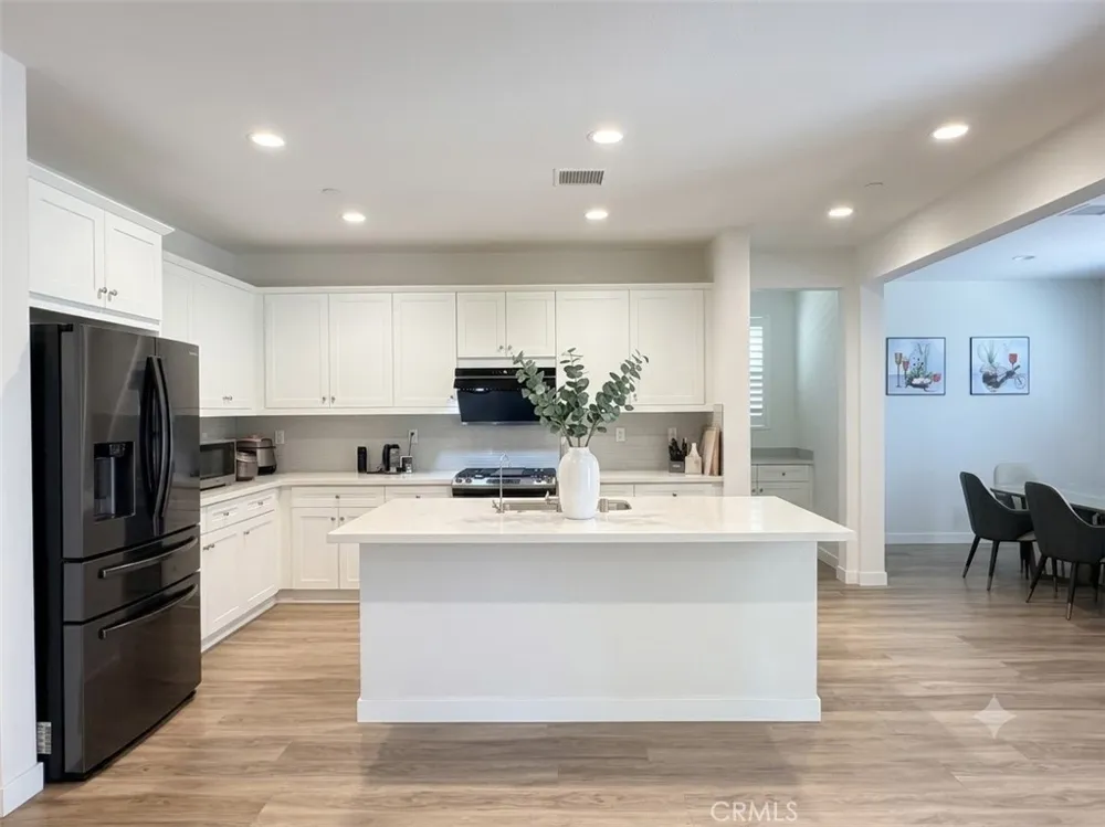 4722 S Cobblestone Ontario, CA 91762