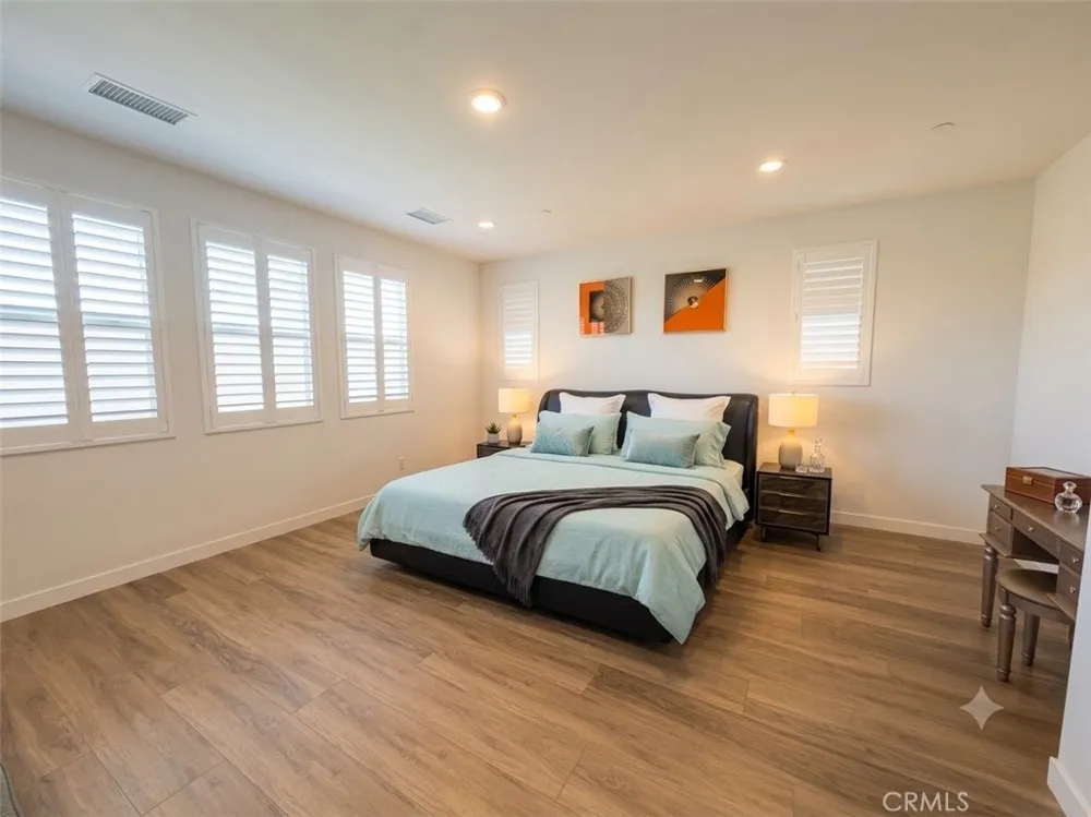4722 S Cobblestone Ontario, CA 91762