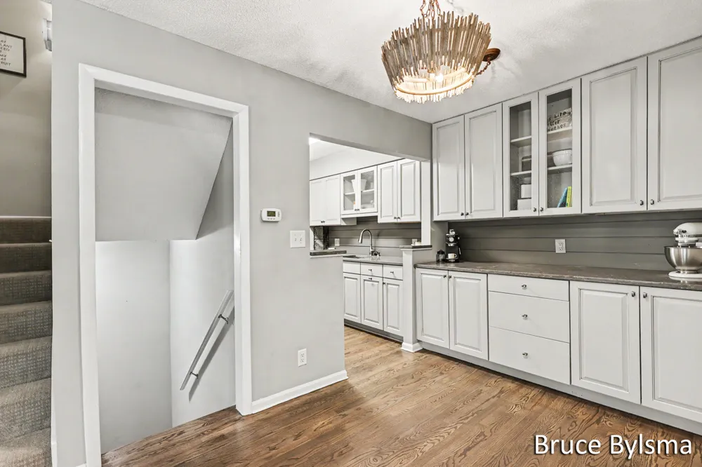 17570 Parkwood Drive #A Spring Lake, MI 49456