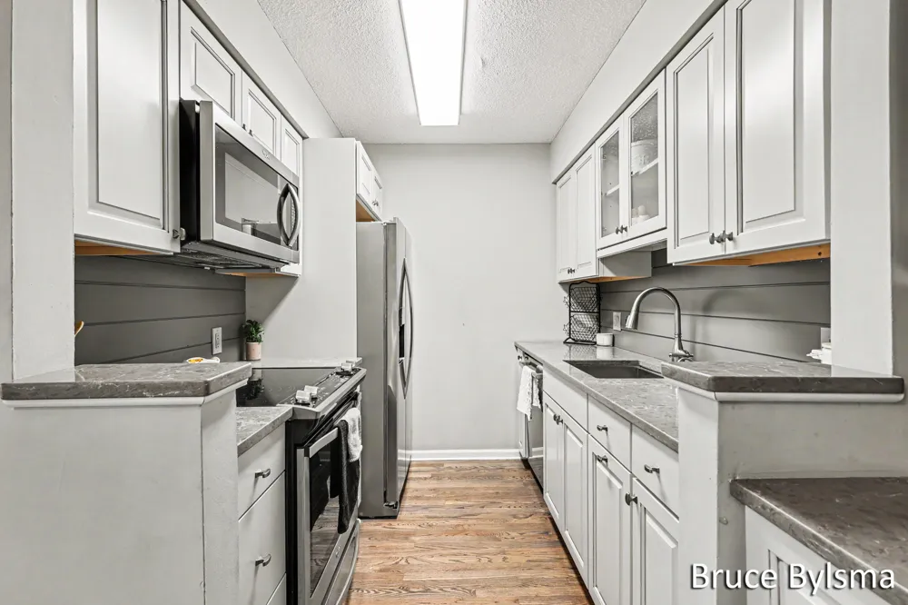 17570 Parkwood Drive #A Spring Lake, MI 49456