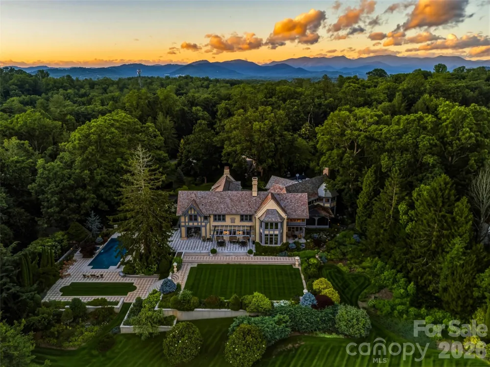 7 Stuyvesant Road Biltmore Forest, NC 28803