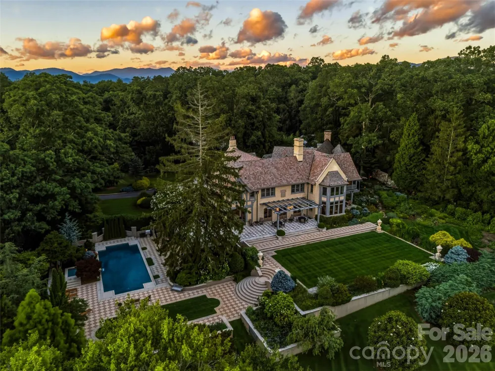 7 Stuyvesant Road Biltmore Forest, NC 28803