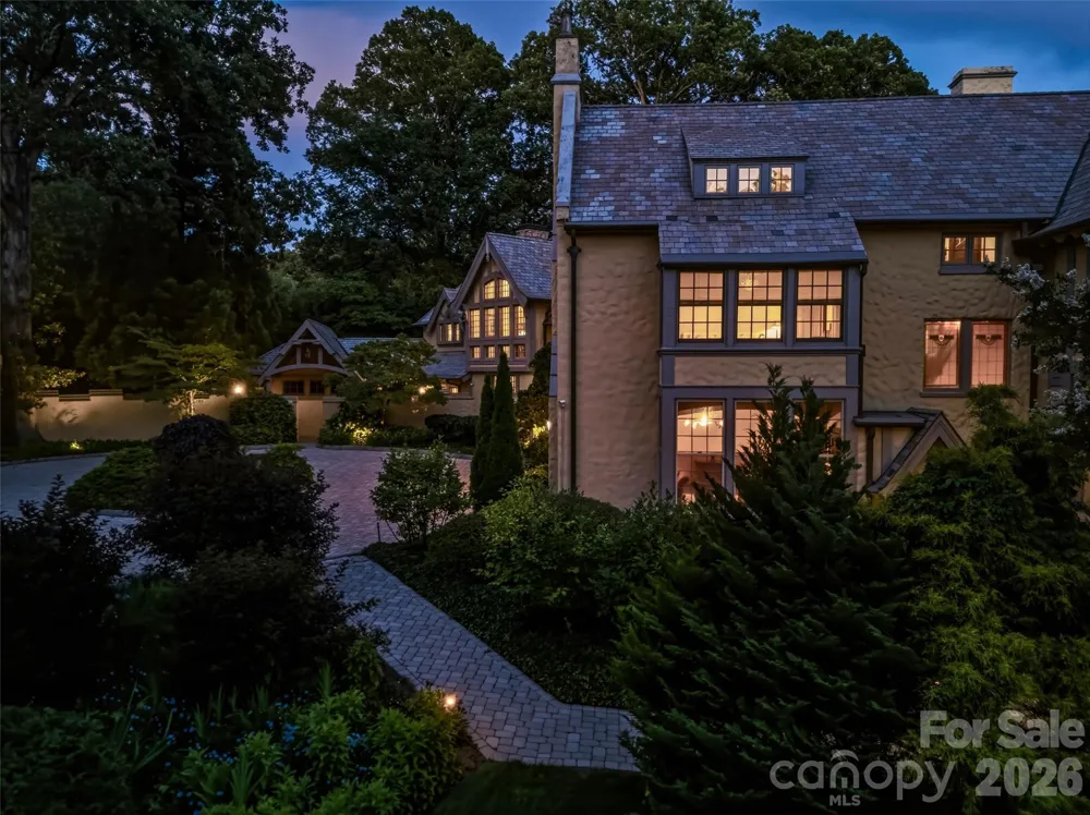 7 Stuyvesant Road Biltmore Forest, NC 28803