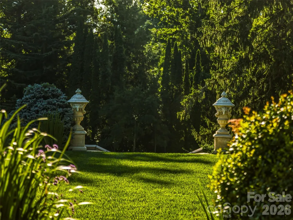 7 Stuyvesant Road Biltmore Forest, NC 28803