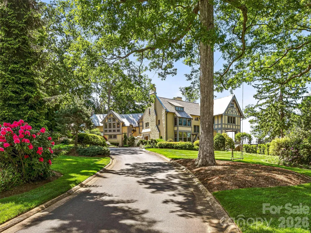 7 Stuyvesant Road Biltmore Forest, NC 28803