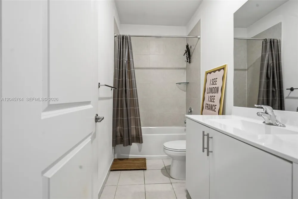 23101 SW 99th Ave Cutler Bay, FL 33190