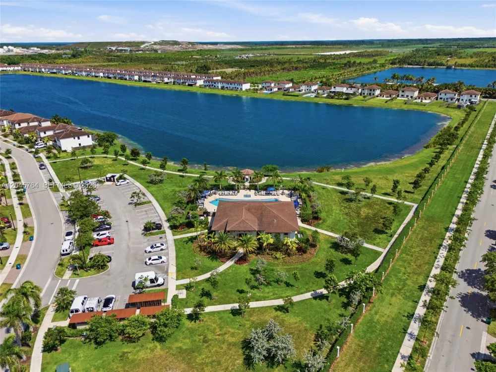 23101 SW 99th Ave Cutler Bay, FL 33190