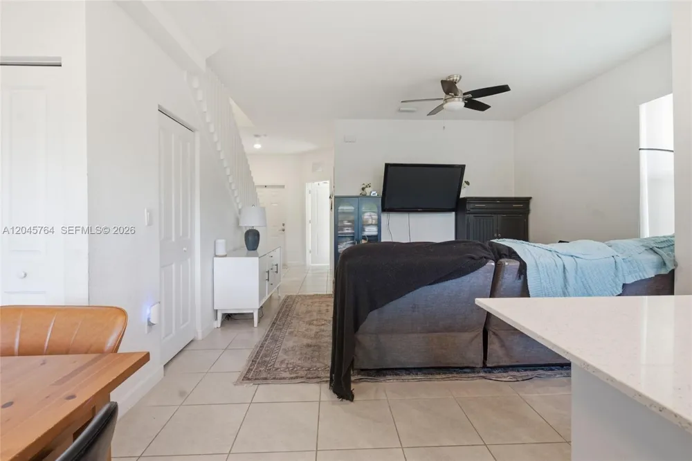 23101 SW 99th Ave Cutler Bay, FL 33190