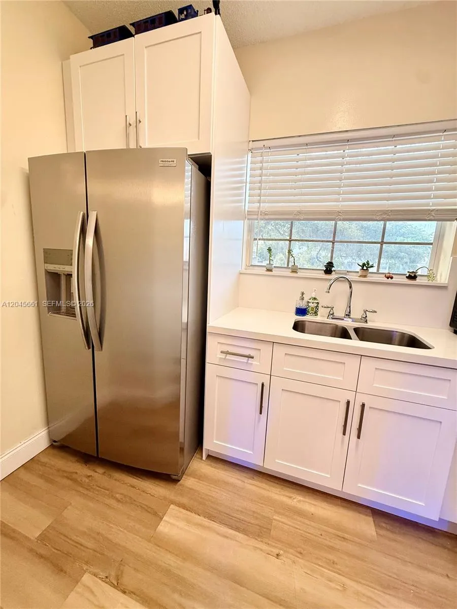 2361 NW 96th Ter #18H Pembroke Pines, FL 33024