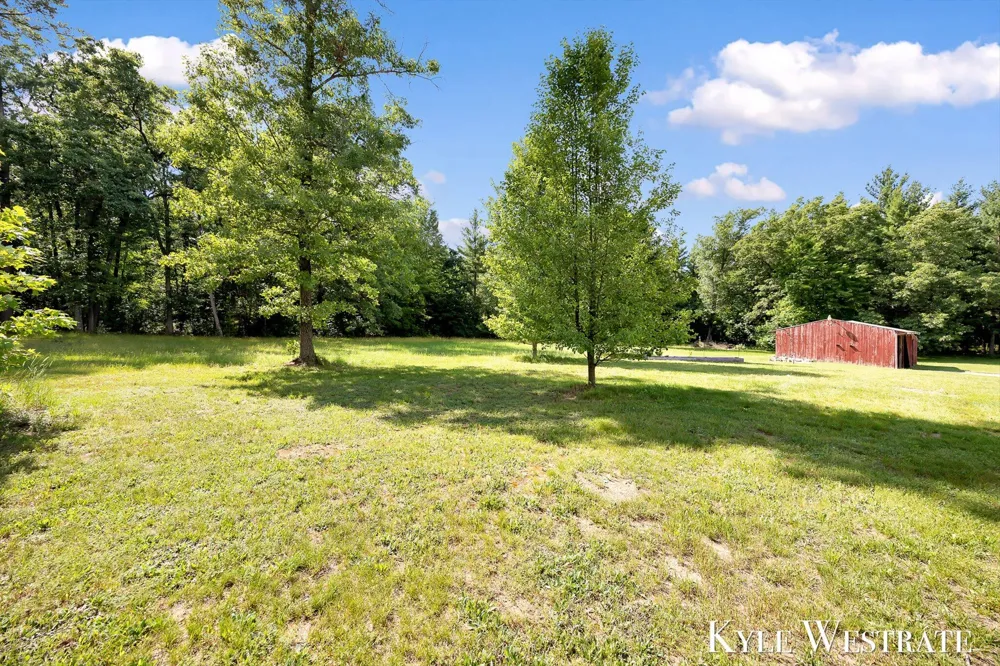 5953 S Newcosta Avenue Newaygo, MI 49337