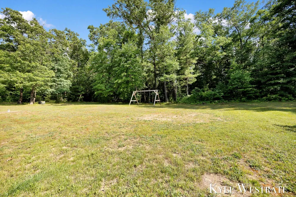 5953 S Newcosta Avenue Newaygo, MI 49337