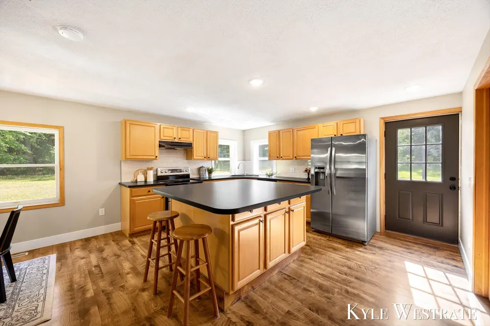 5953 S Newcosta Avenue Newaygo, MI 49337
