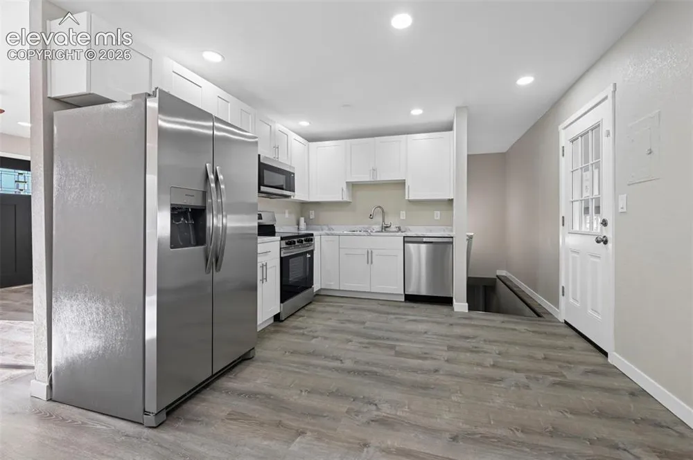 838 Sequoia Drive Colorado Springs, CO 80910