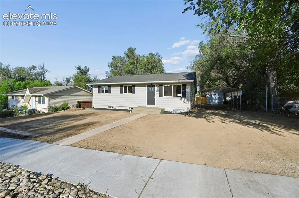 838 Sequoia Drive Colorado Springs, CO 80910