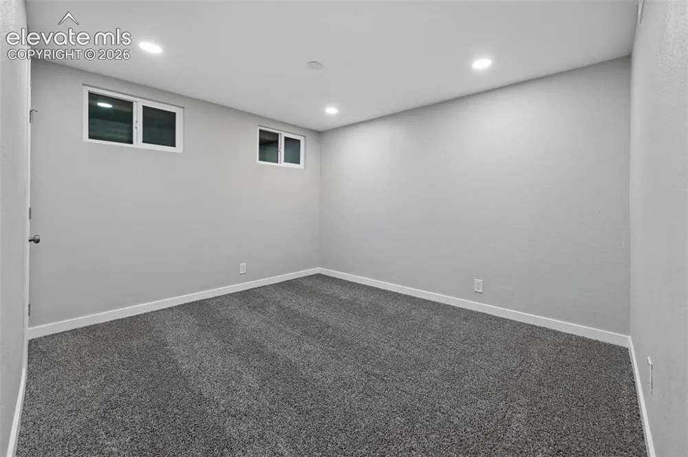 838 Sequoia Drive Colorado Springs, CO 80910