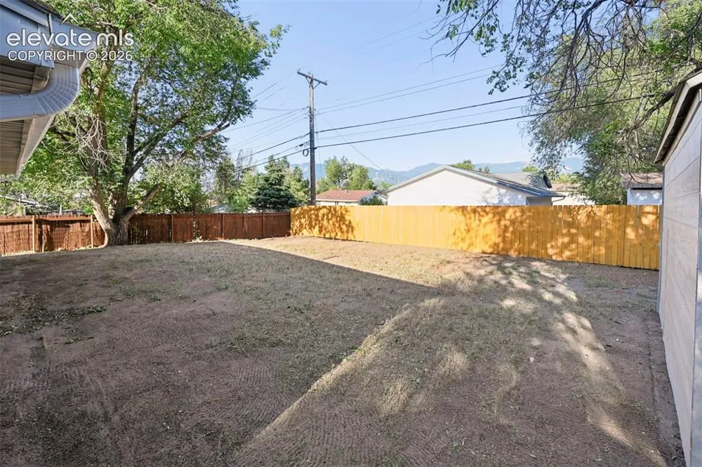 838 Sequoia Drive Colorado Springs, CO 80910