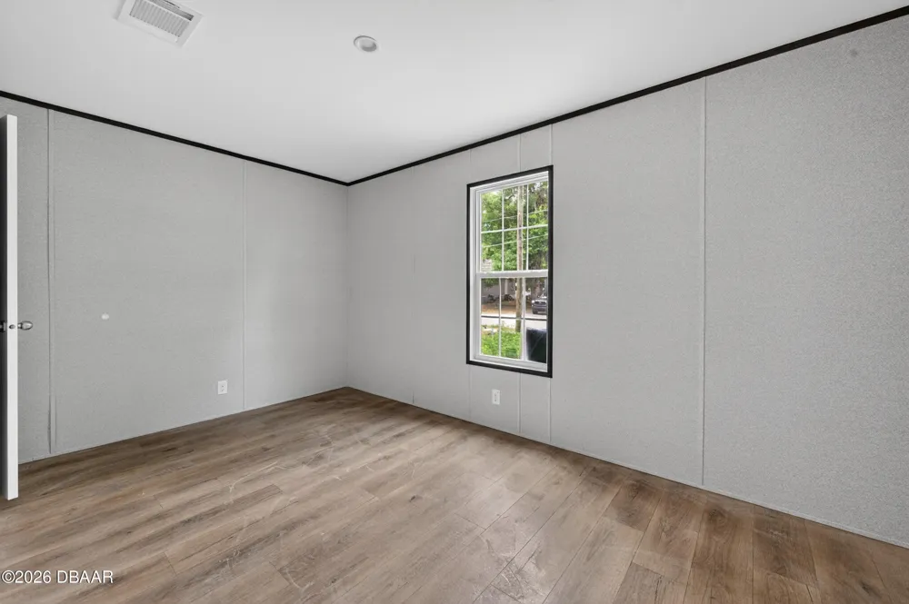 220 W Carroll Avenue Deland, FL 32720