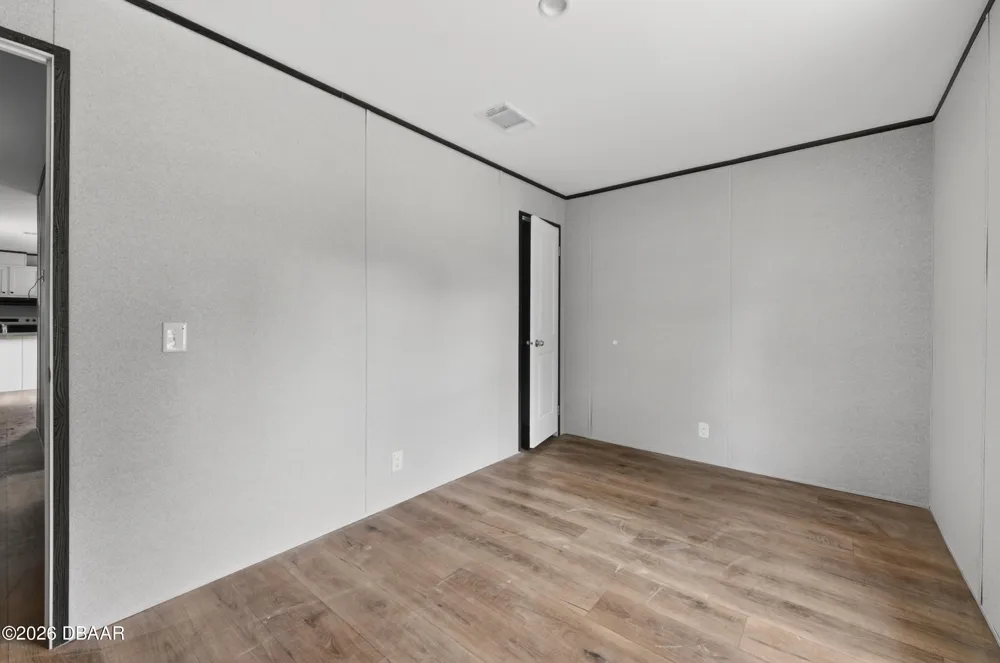 220 W Carroll Avenue Deland, FL 32720