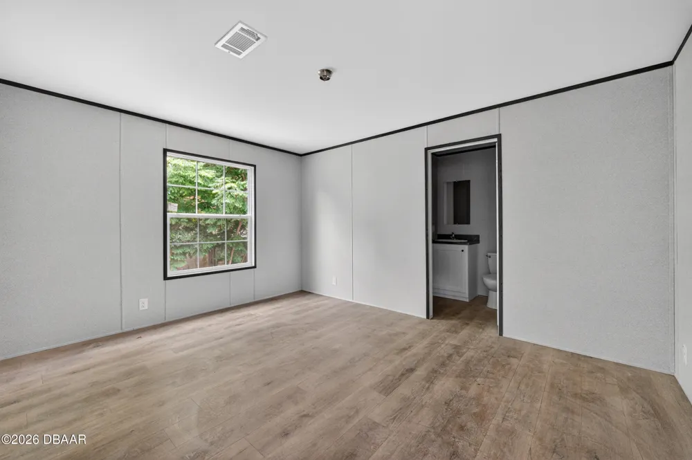 220 W Carroll Avenue Deland, FL 32720