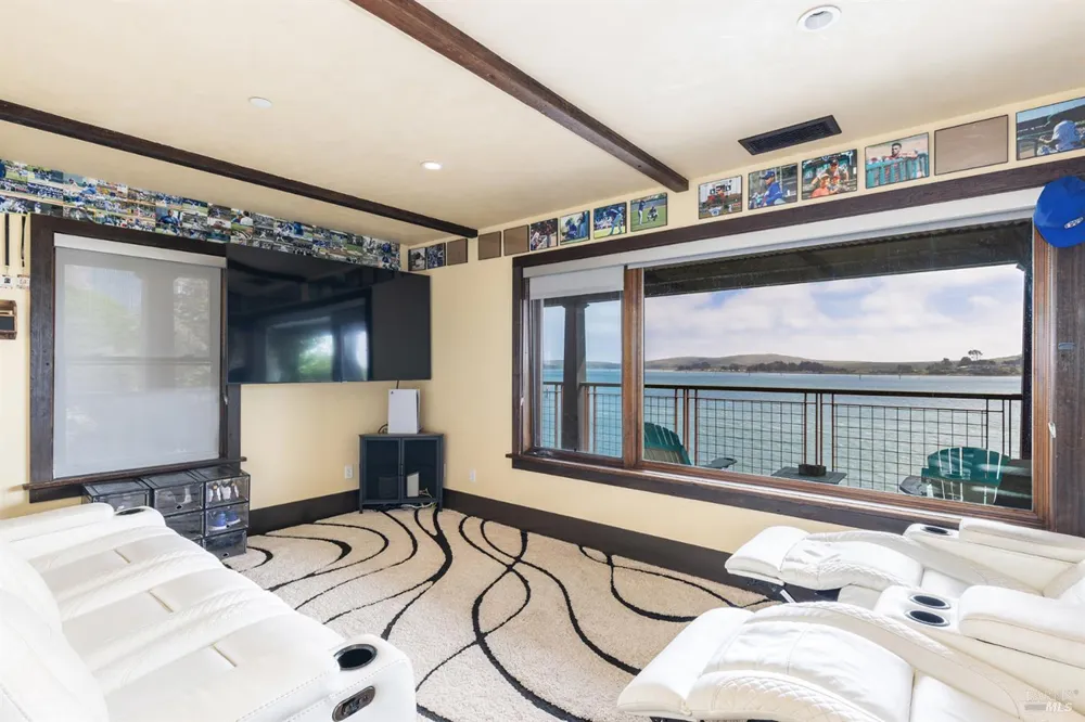 1125 Highway 1 Bodega Bay, CA 94923