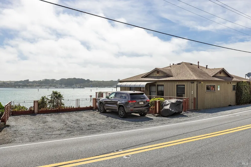 1125 Highway 1 Bodega Bay, CA 94923
