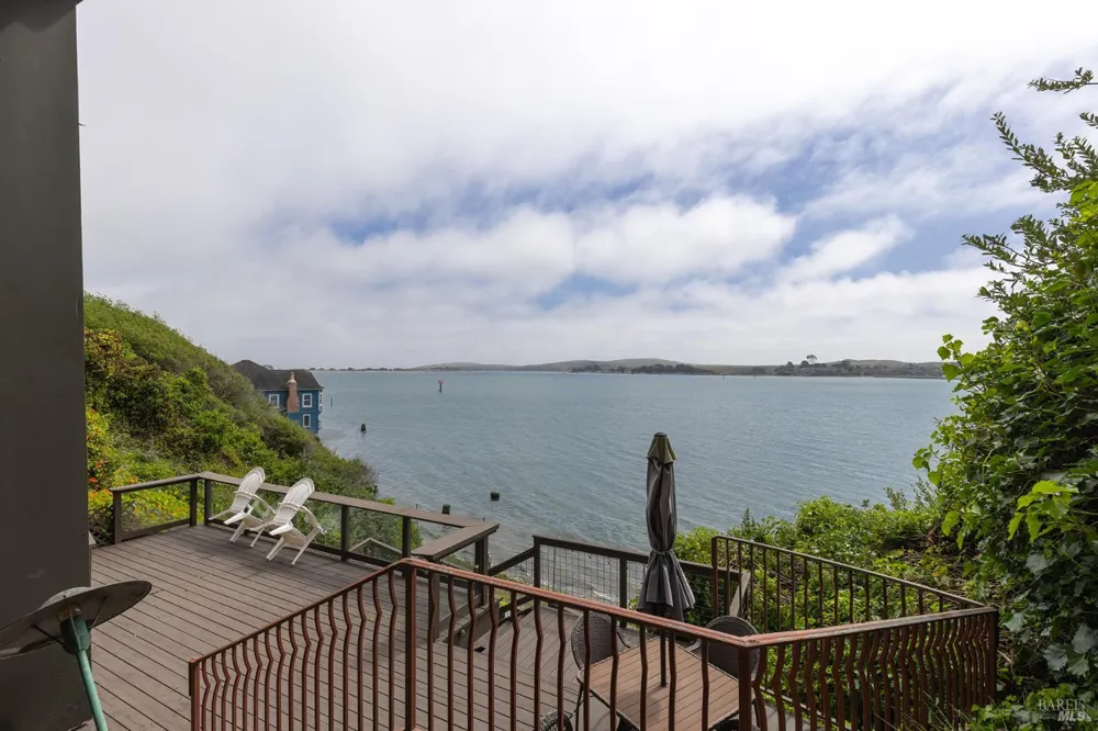 1125 Highway 1 Bodega Bay, CA 94923