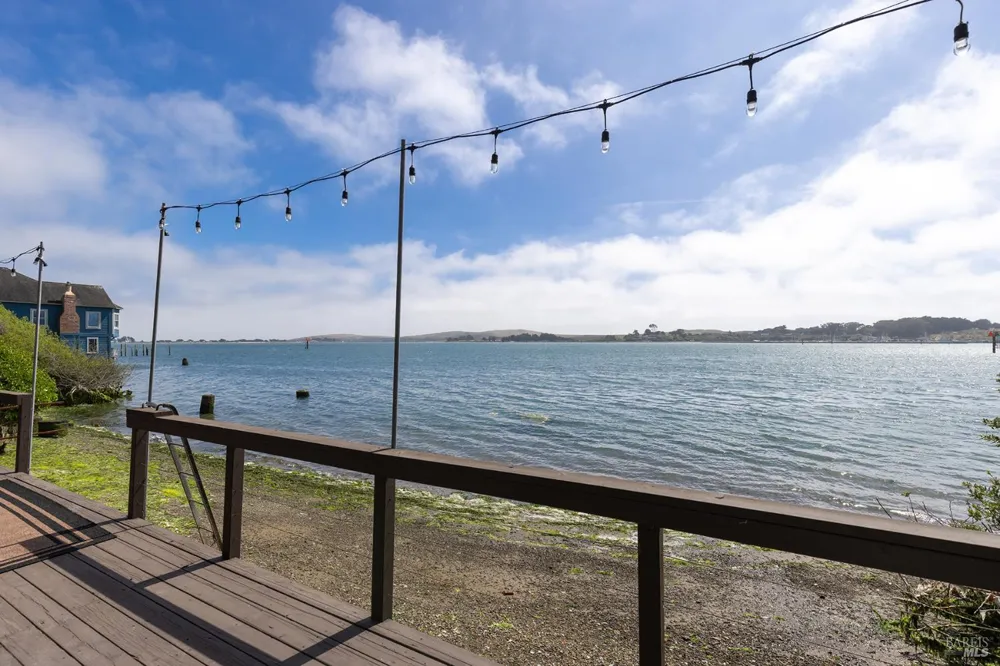 1125 Highway 1 Bodega Bay, CA 94923