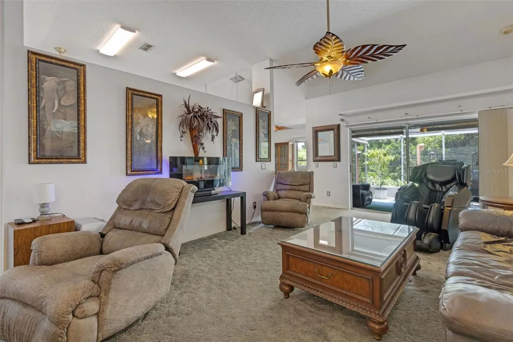 907 50TH STREET E Bradenton, FL 34208