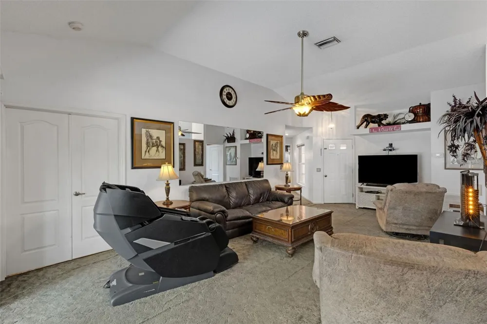 907 50TH STREET E Bradenton, FL 34208