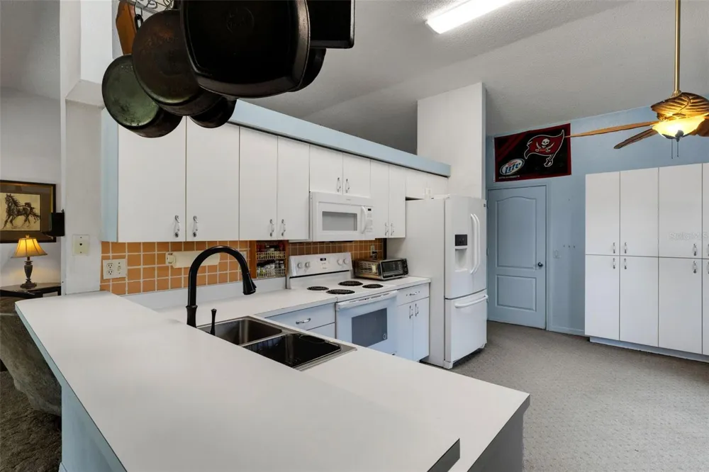 907 50TH STREET E Bradenton, FL 34208