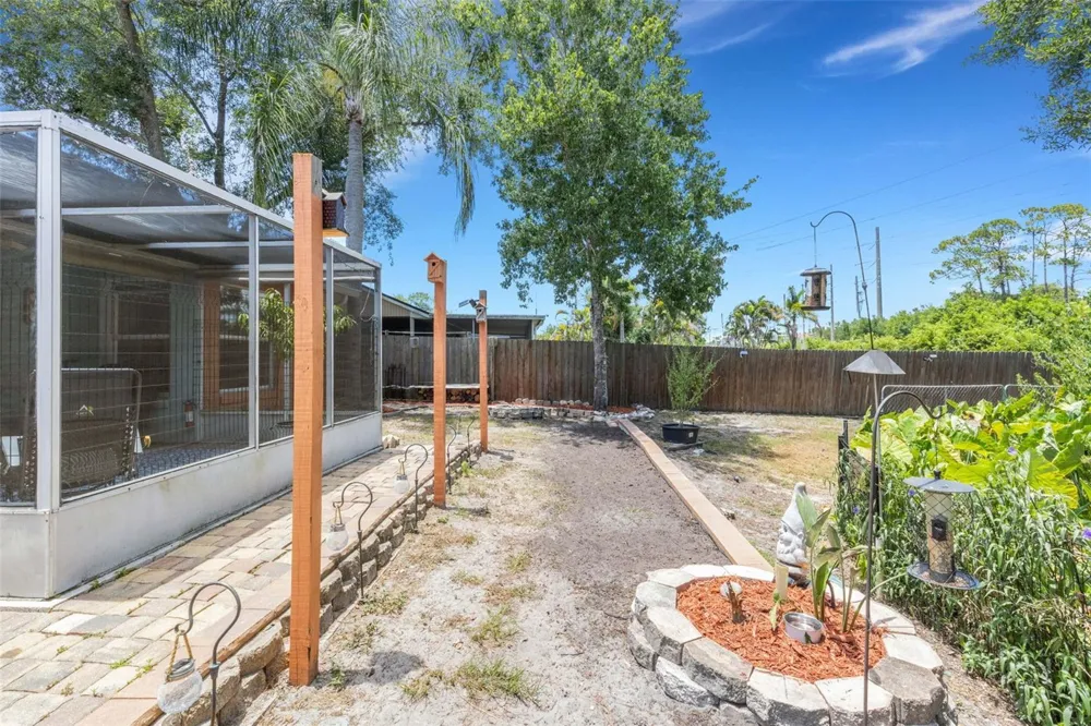 907 50TH STREET E Bradenton, FL 34208