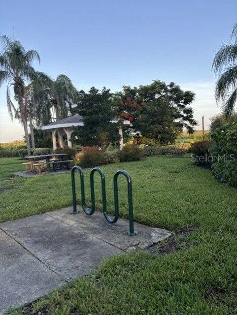 907 50TH STREET E Bradenton, FL 34208