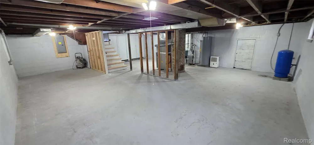 9205 Neff Road Vienna Charter Township, MI 48420