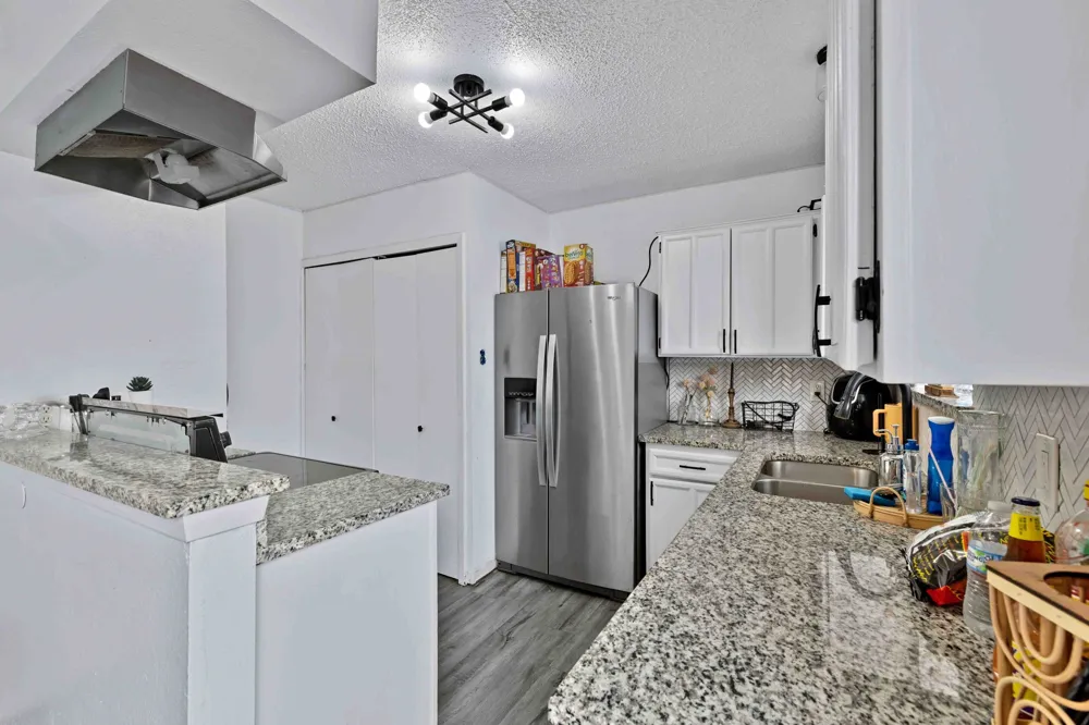4904 Rollingwood Court Garland, TX 75043