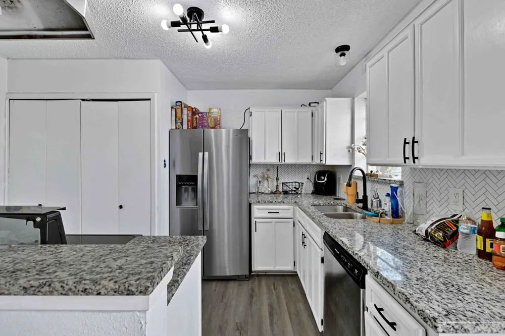 4904 Rollingwood Court Garland, TX 75043