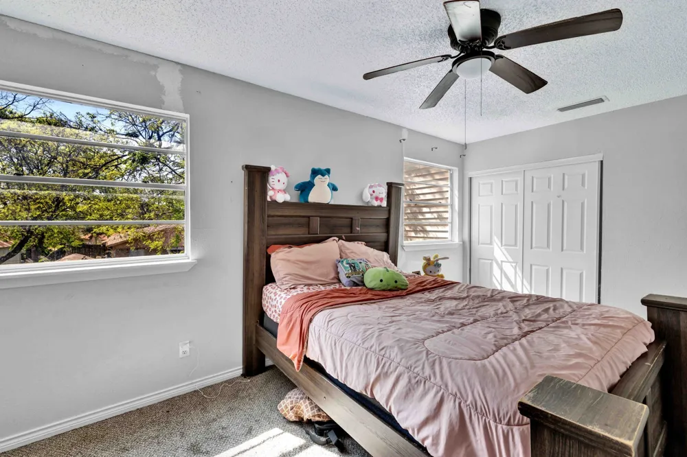 4904 Rollingwood Court Garland, TX 75043