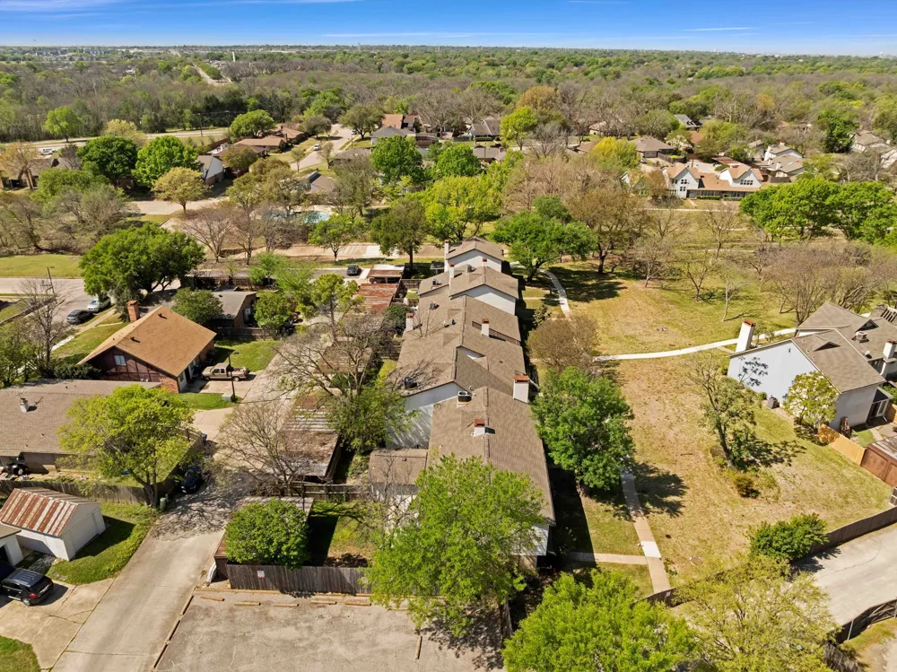 4904 Rollingwood Court Garland, TX 75043