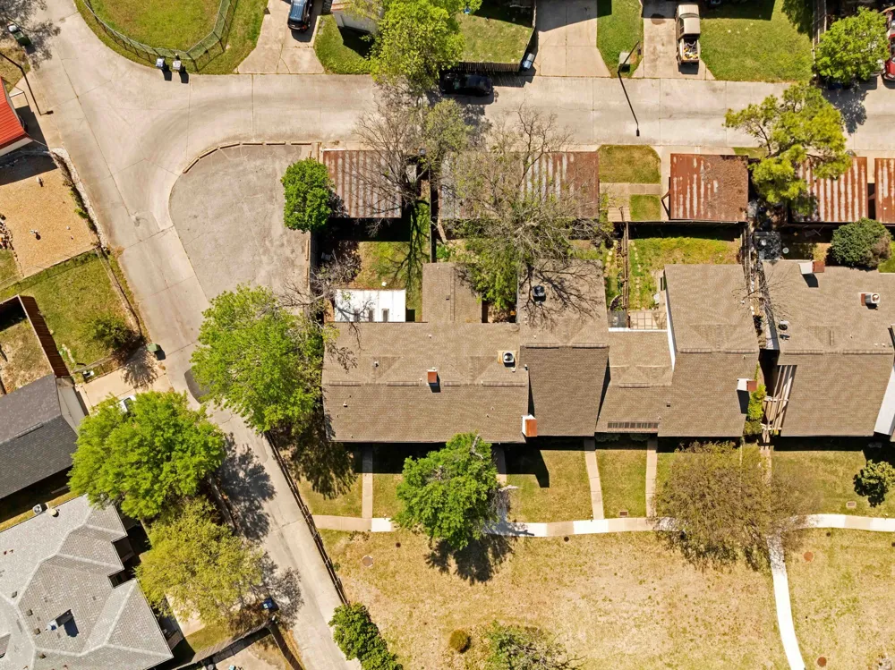 4904 Rollingwood Court Garland, TX 75043