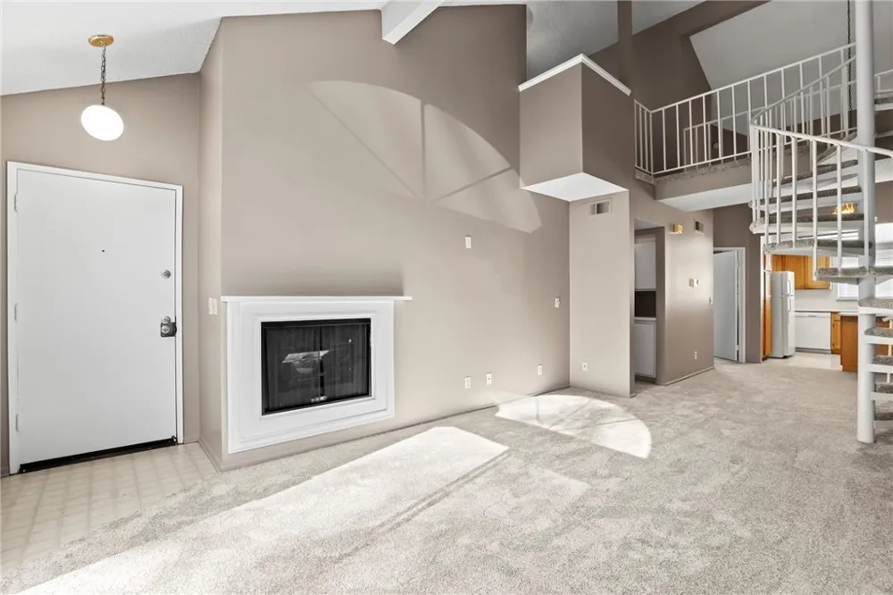 26908 Flo Lane #464 Canyon Country, CA 91351