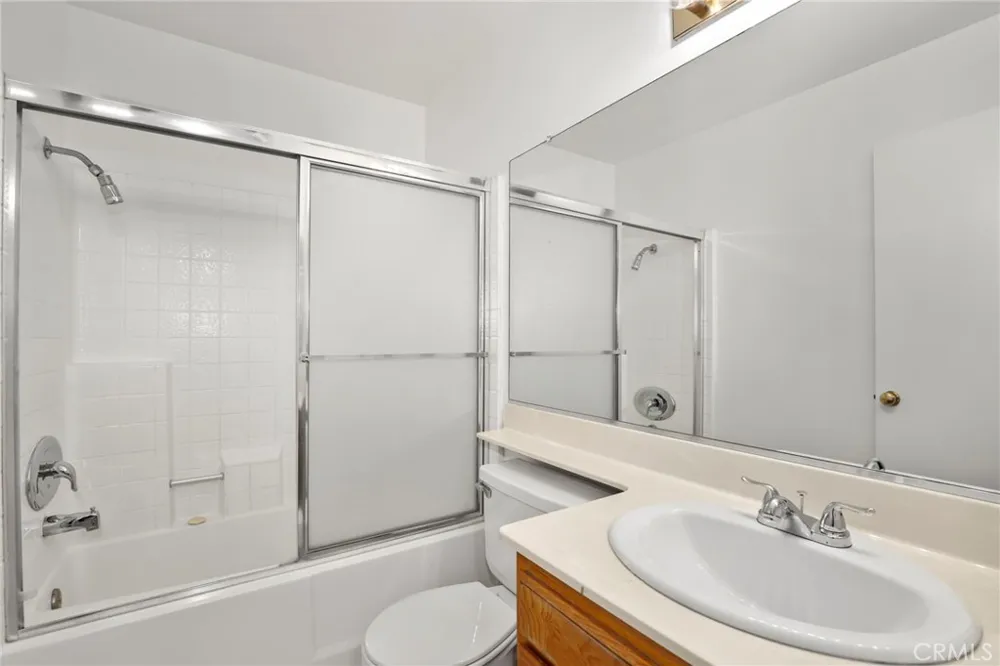 26908 Flo Lane #464 Canyon Country, CA 91351